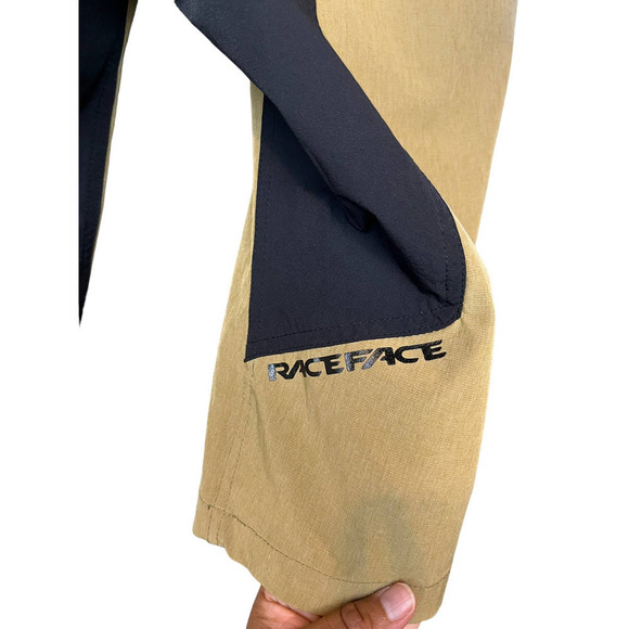 Men’s RaceFace Stage Short - Picture 9 of 12